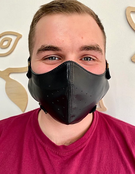 Кожаная маска со сменными тканевыми фильтрами мужская